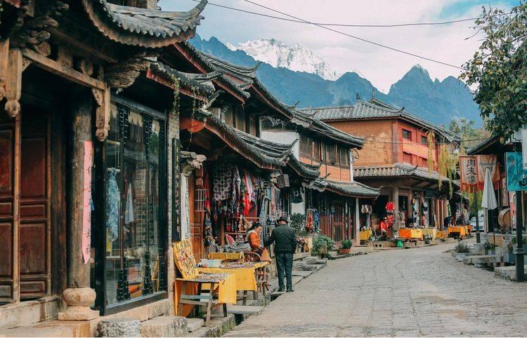 本土都市传说+驱魔人 +卡牌战斗 《厌山夜话》首个预告片发布